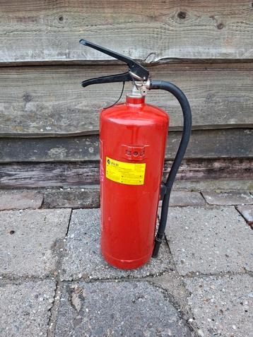 Brandblusser te ruil – mag weg voor appeltaart met slagroom  beschikbaar voor biedingen