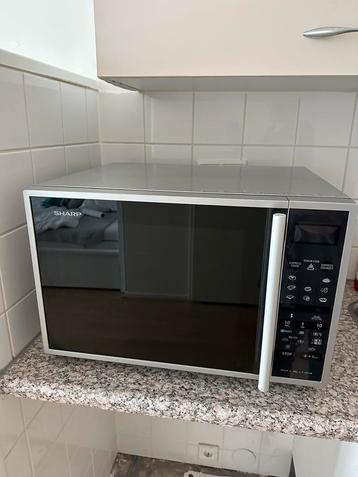 SHARP combi magnetron oven & grill beschikbaar voor biedingen