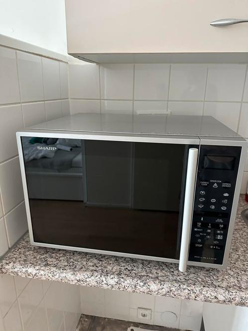 SHARP combi magnetron oven & grill, Witgoed en Apparatuur, Magnetrons, Zo goed als nieuw, Vrijstaand, 45 tot 60 cm, Oven, Draaiplateau