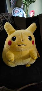 Grote jumbo pikachu vintage knuffel hasbro, Ophalen of Verzenden, Zo goed als nieuw