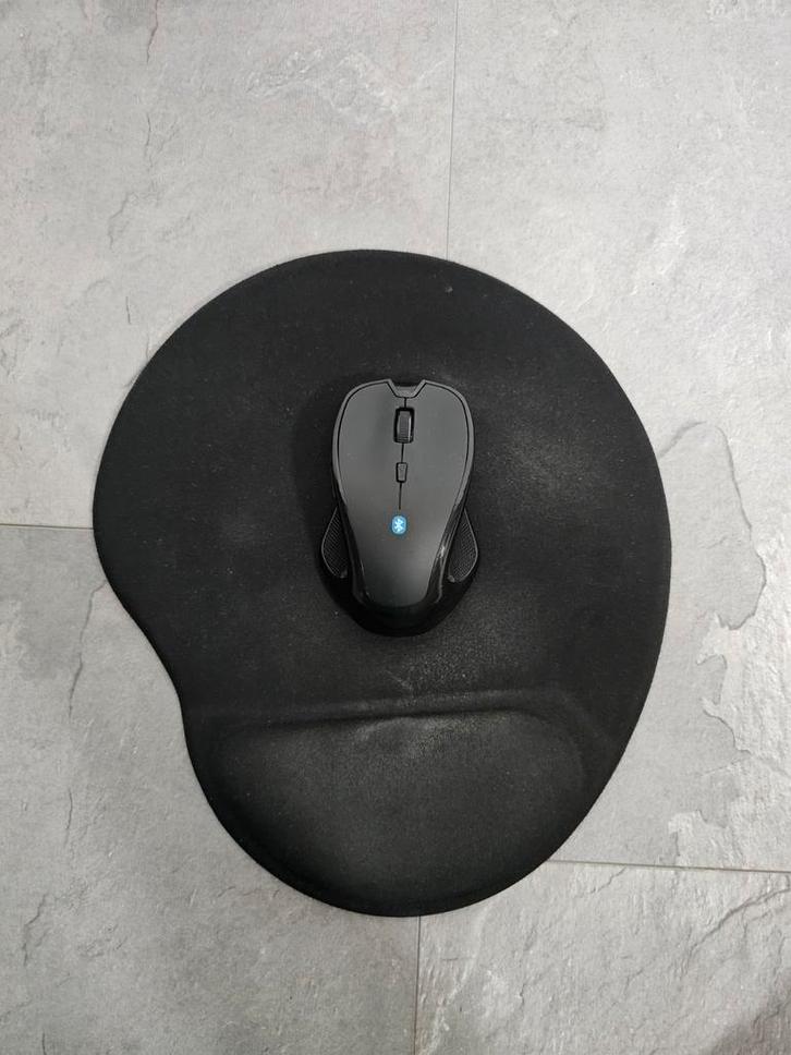 Draadloze Muis + Ergonomische Muismat Set, Computers en Software, Muizen, Zo goed als nieuw, Muis, Rechtshandig, Draadloos, Ergonomisch
