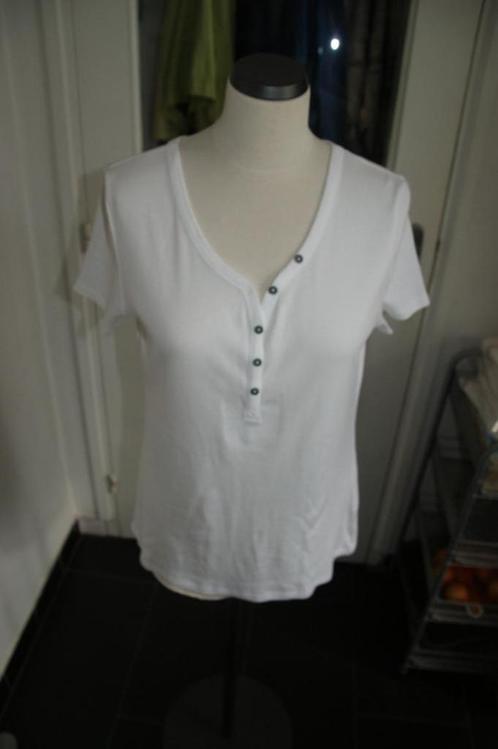 Shirt mt L (C&A) m.k.m.+ knoopjes wit (2) NIEUW, Kleding | Dames, T-shirts, Nieuw, Maat 42/44 (L), Wit, Korte mouw, Ophalen of Verzenden