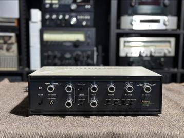 Sansui AU-555 Solid State amplifier. beschikbaar voor biedingen