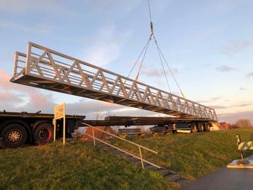 Aluminium loopbrug 20m1 beschikbaar voor biedingen