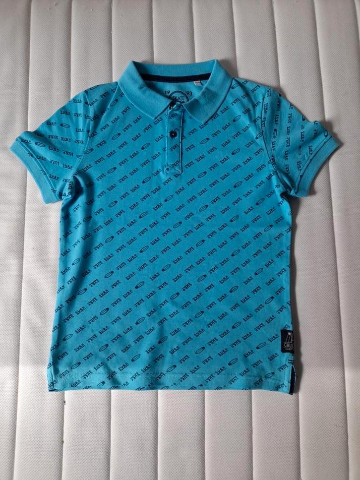 Nieuwe stoere blauwe polo met een surf thema, maat 134/140., Kinderen en Baby's, Kinderkleding | Maat 134, Nieuw, Jongen, Shirt of Longsleeve