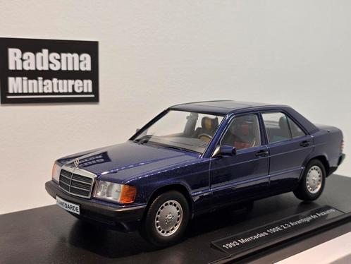 Mercedes-Benz 190e 2.3 Azzuro - 1:18 Triple9, Hobby en Vrije tijd, Modelauto's | 1:18, Zo goed als nieuw, Auto, Ophalen of Verzenden