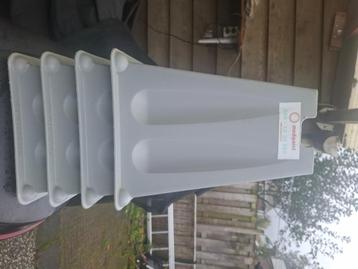 Bedverhogers / klossen, 4 stuks, 28 cm beschikbaar voor biedingen