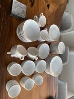 Compleet servies set, meer persoons, Huis en Inrichting, Keuken | Servies, Ophalen, Zo goed als nieuw, Effen, Aardewerk