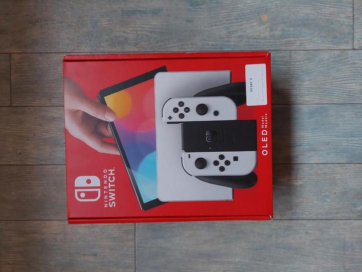Nintendo switch oled + beschermhoesje, Spelcomputers en Games, Spelcomputers | Nintendo Switch, Gebruikt, Switch OLED, Met 2 controllers