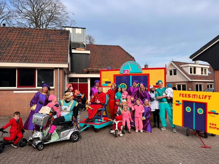 Carnavalswagen loopgroep carnaval., Tickets en Kaartjes, Evenementen en Festivals