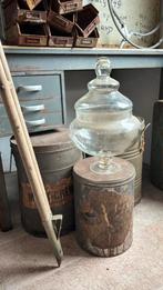 Glazen pot stolp vaas met deksel, Huis en Inrichting, Woonaccessoires | Stolpen, Ophalen of Verzenden, Zo goed als nieuw