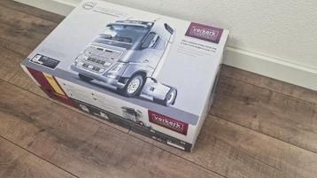 Volvo FH16 750 , bouwdoos, made by Verkerk Modelbouw  beschikbaar voor biedingen
