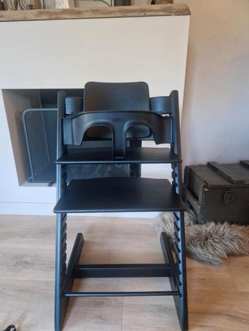 Stokke Tripp Trapp zwart als nieuw beschikbaar voor biedingen