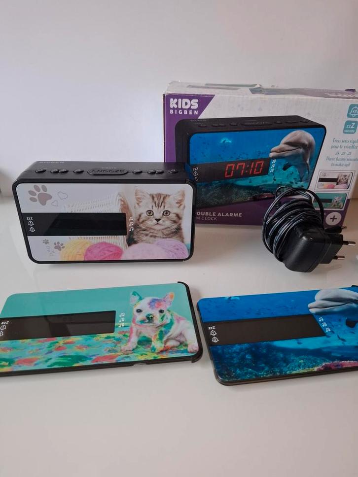 Bigben kinder wekker. Wisselbare frontjes, Witgoed en Apparatuur, Wekkers, Zo goed als nieuw, Ophalen of Verzenden