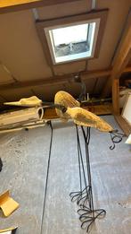 Houten en metalen vogelbeeld, Huis en Inrichting, Ophalen of Verzenden, Zo goed als nieuw, Hout, Wandkapstok