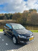 Volkswagen Polo 1.2 TSI 66KW 2013 Zwart life business, Auto's, Voorwielaandrijving, Stof, Zwart, 4 cilinders