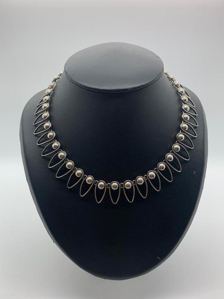 X545 Prachtige zilveren ketting Noorse stijl, Sieraden, Tassen en Uiterlijk, Antieke sieraden, Ketting, Zilver, Ophalen of Verzenden