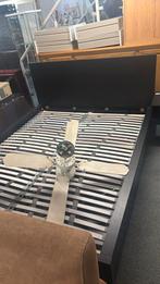 2 per bed 160 cm, Huis en Inrichting, Slaapkamer | Bedden, Tweepersoons, Ophalen of Verzenden, Zo goed als nieuw, 200 cm