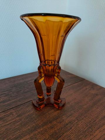 Vintage amberkleurig jaren 30 vaasje/Art deco  beschikbaar voor biedingen