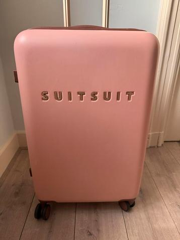 Roze SUITSUIT Koffer beschikbaar voor biedingen