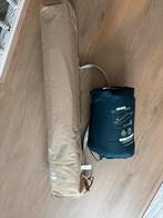 Veldbed + slaapmat decathlon (1x gebruikt binnen), Caravans en Kamperen, Luchtbedden, Ophalen, Zo goed als nieuw