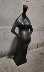 Beeld van zwangere vrouw 66 cm gestileerd geboetseerd, Antiek en Kunst, Ophalen