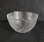 Kosta Boda Goran Warff kristallen slakom. Party leaf 1970., Ophalen of Verzenden, Kom(men), Overige stijlen, Glas