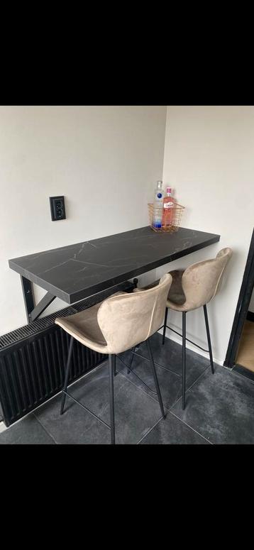 2 Barkrukken Velvet beschikbaar voor biedingen