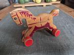 Oud houten speelgoed: Trekfiguur, paardje op wielen, Antiek en Kunst, Antiek | Speelgoed, Ophalen of Verzenden