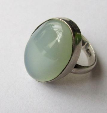 925 zilveren ring met Chalcedoon maat 18,5-19 beschikbaar voor biedingen