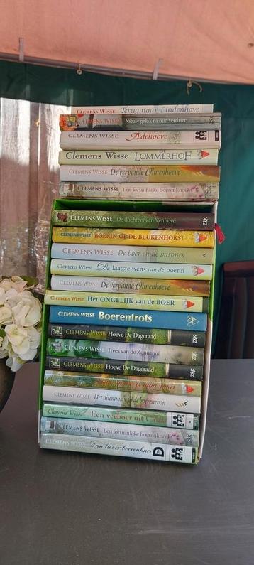 21 boeken van Clemens Wisse 4,- per stuk ,3 voor 11,-  beschikbaar voor biedingen