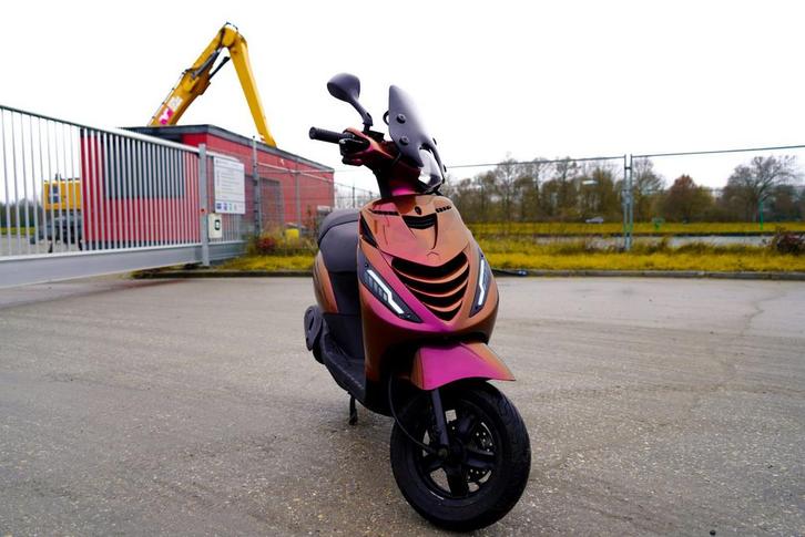 Piaggio Zip 50cc 4Takt 2017, Fietsen en Brommers, Scooters | Piaggio, Zo goed als nieuw, Zip, Benzine, Ophalen