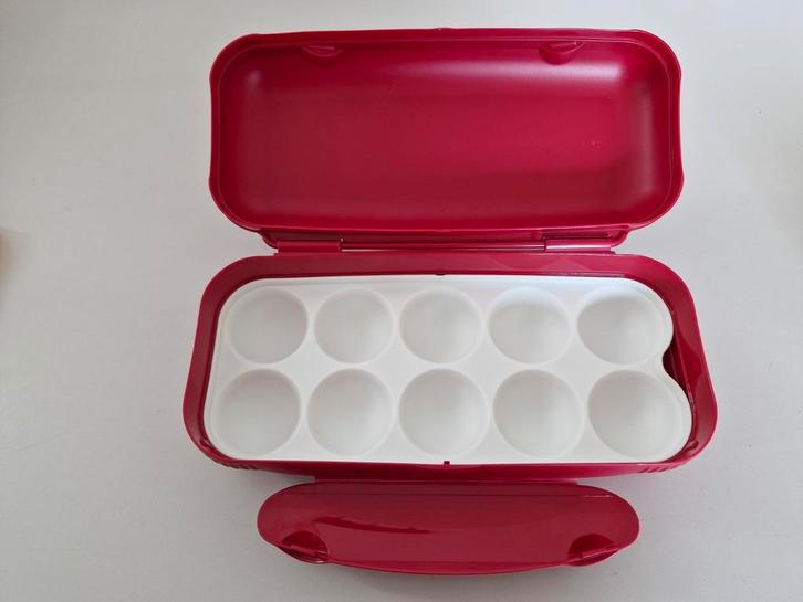 Tupperware eierdoos 10 eieren (tevens brooddoos), Huis en Inrichting, Keuken | Tupperware, Zo goed als nieuw, Overige typen, Ophalen of Verzenden