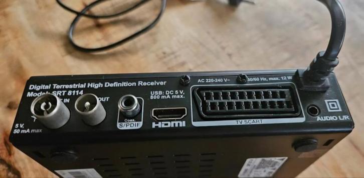 Strong SRT 8114 digi terrestrische high definition ontvanger, Audio, Tv en Foto, Televisie-accessoires, Zo goed als nieuw, Ophalen of Verzenden