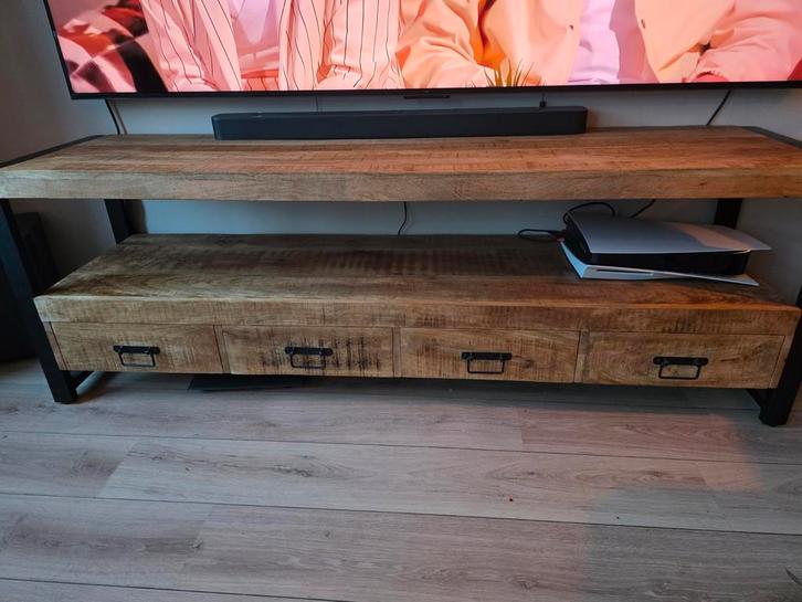 Tv meubel britt mangohout, Huis en Inrichting, Kasten | Televisiemeubels, Minder dan 100 cm, 150 tot 200 cm, 25 tot 50 cm, Ophalen