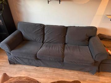 Ektorp Ikea 3-zits bank met Hocker Hakebo donkergrijs - afbeelding 1