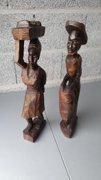 Afrikaanse houten beelden, Ophalen