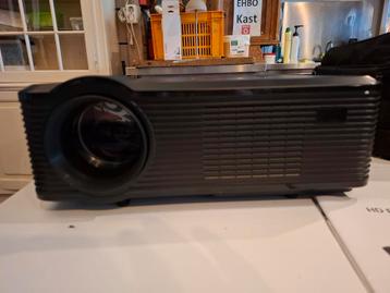 HD projector beschikbaar voor biedingen
