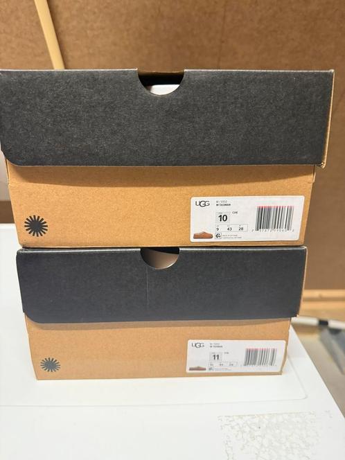 UGG Tassman Chestnut - 44, Kleding | Heren, Schoenen, Nieuw, Zwart, Ophalen of Verzenden