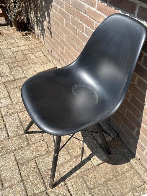 Zwarte kunststof stoel, Huis en Inrichting, Stoelen, Gebruikt, Eén, Kunststof, Zwart, Ophalen