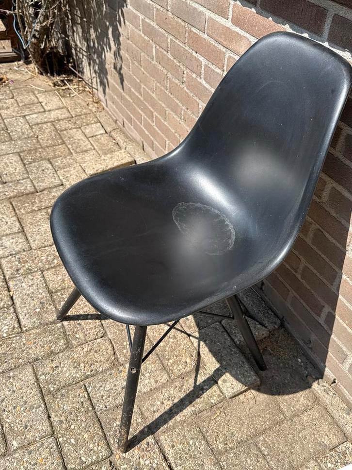 Zwarte kunststof stoel, Huis en Inrichting, Stoelen, Gebruikt, Eén, Kunststof, Zwart, Ophalen