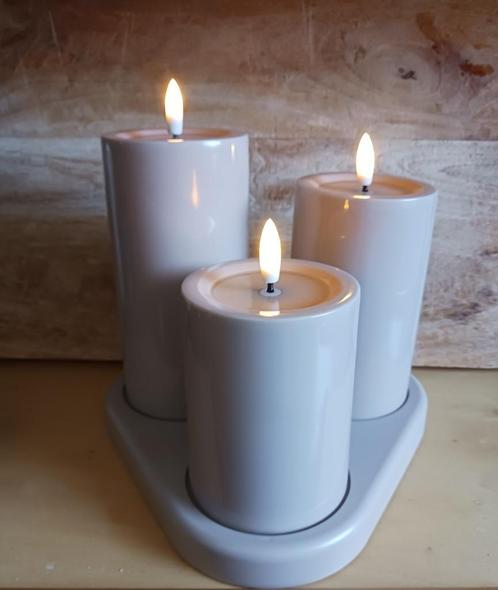 Oplaadbare LED kaarsen in Doos, Huis en Inrichting, Woonaccessoires | Kandelaars en Kaarsen, Zo goed als nieuw, Minder dan 25 cm