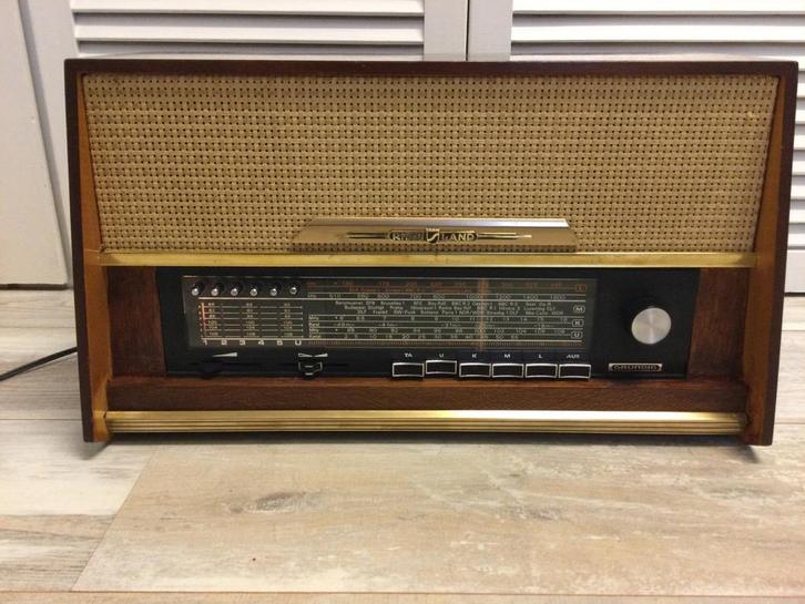 Retro radio, Antiek en Kunst, Antiek | Tv's en Audio, Ophalen of Verzenden