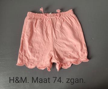 H&M broekje. Maat 74