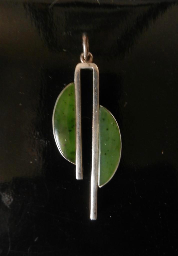 Sterling zilveren hanger met jade Niels Erik From Noorwegen, Sieraden, Tassen en Uiterlijk, Antieke sieraden, Hanger, Zilver, Met edelsteen