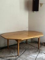 Grenen tafel - gelakt - 8 hoekig, Huis en Inrichting, Tafels | Eettafels, Ophalen, Gebruikt, 100 tot 150 cm, 50 tot 100 cm