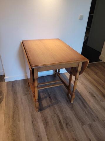 Grenen eethoektafel uitklapbaar zsm ophalen beschikbaar voor biedingen