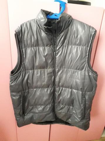 Grijze bodywarmer maat XL beschikbaar voor biedingen