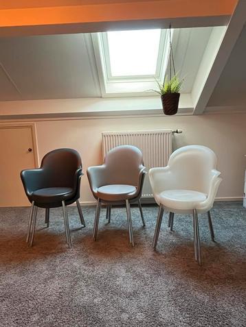 6x kunststof Sintesi Gogo stoelen van Marcello Ziliani beschikbaar voor biedingen