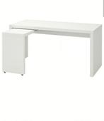 Malm bureau met de wielen, Huis en Inrichting, Bureaus, Ophalen